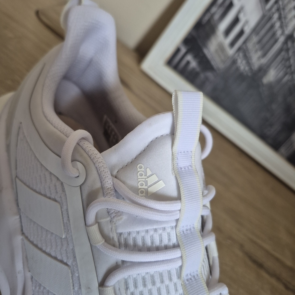 Adidas Men's White Cloudfoam Sneakers - Picture 6 of 7